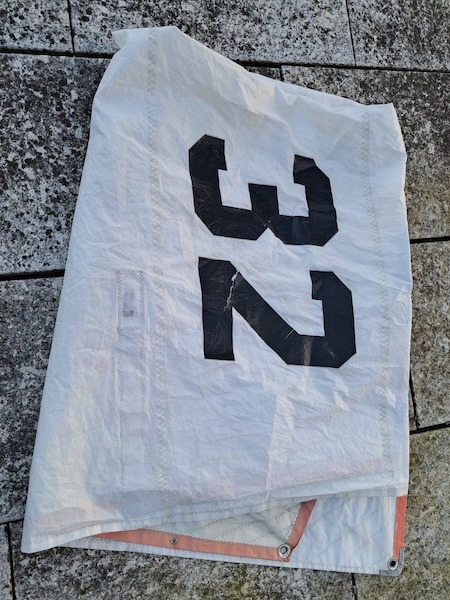 2 Opti-Segel - CHF 25.- ab 6023 R'burg